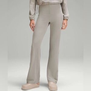 LULULEMON NWOT SIZE 10 BRUSHED SOFTSTREME RIBBED ZIP FLARED PANT/ Riverstone
